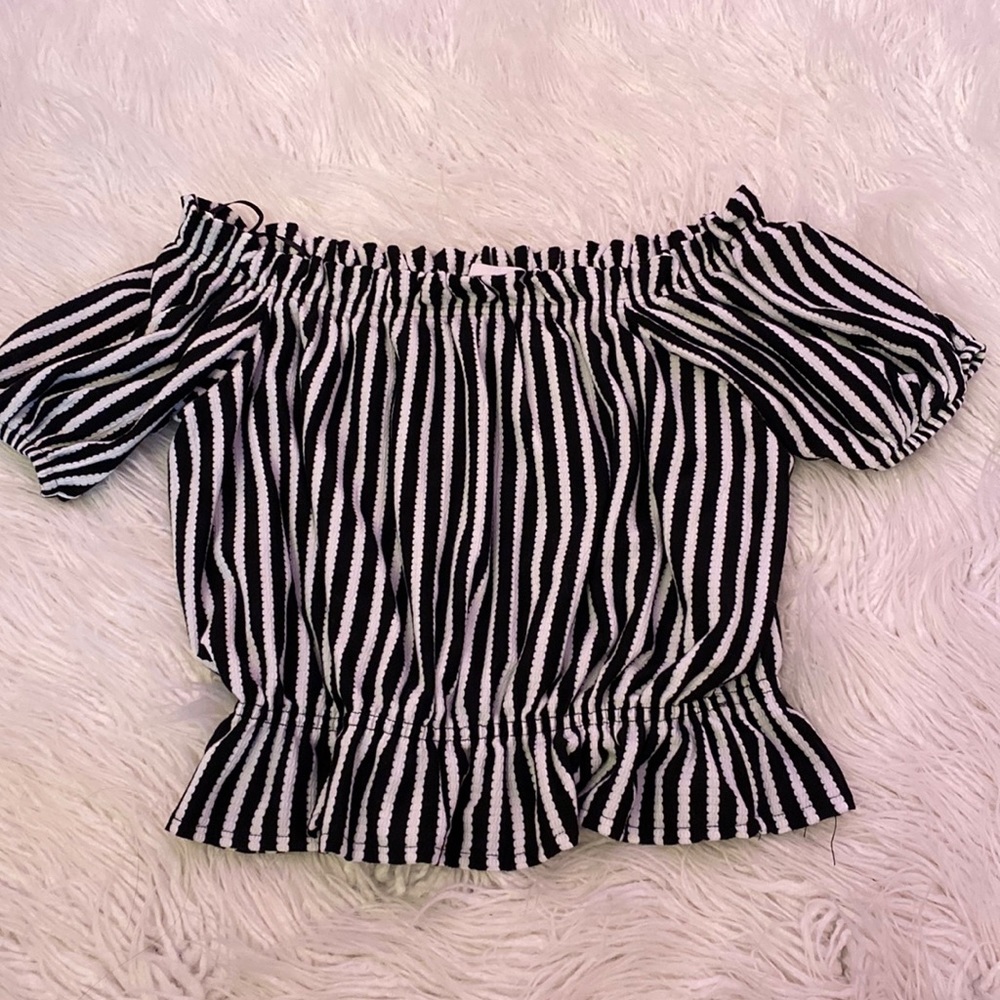 H&M striped cropped blouse